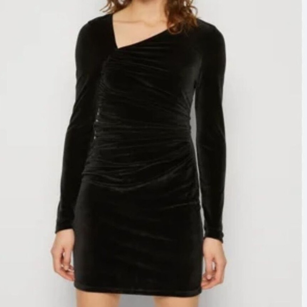 Abercrombie & Fitch Asymmetrical Ruched Velvet Mini Dress Black